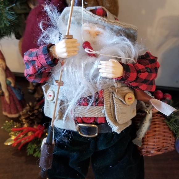 Santa lot - Picture 5 of 5